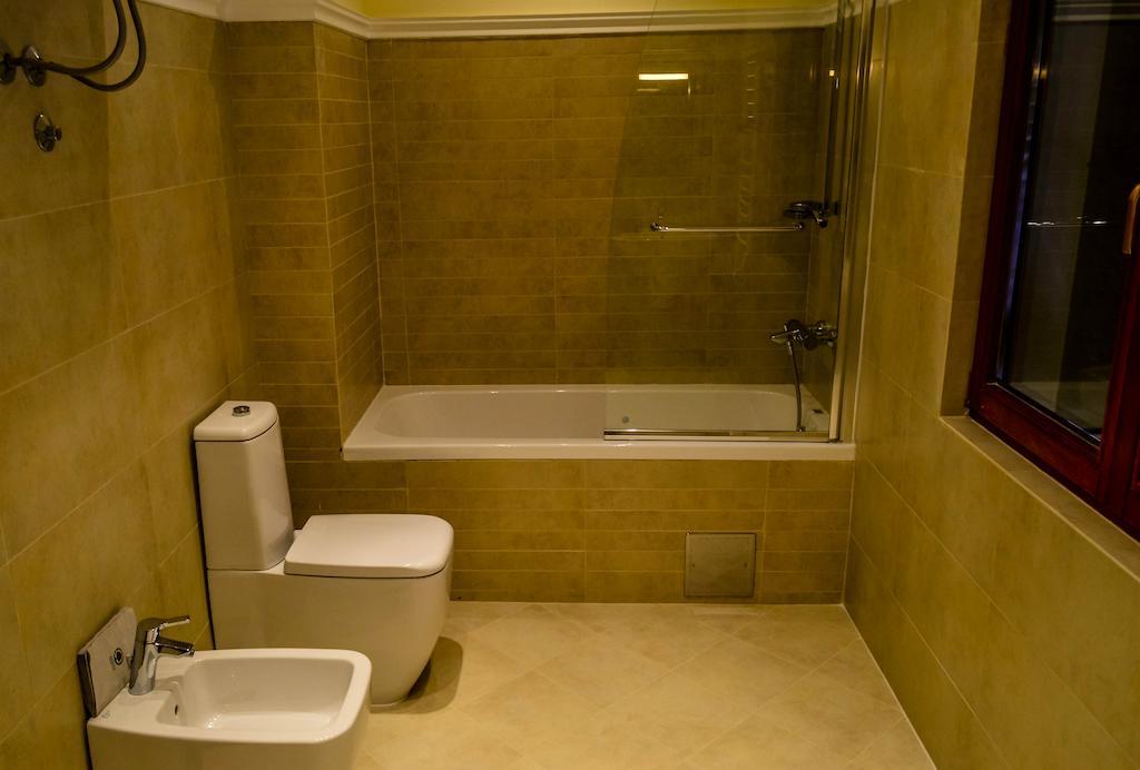 St.George Apartments Petrovac Екстериор снимка