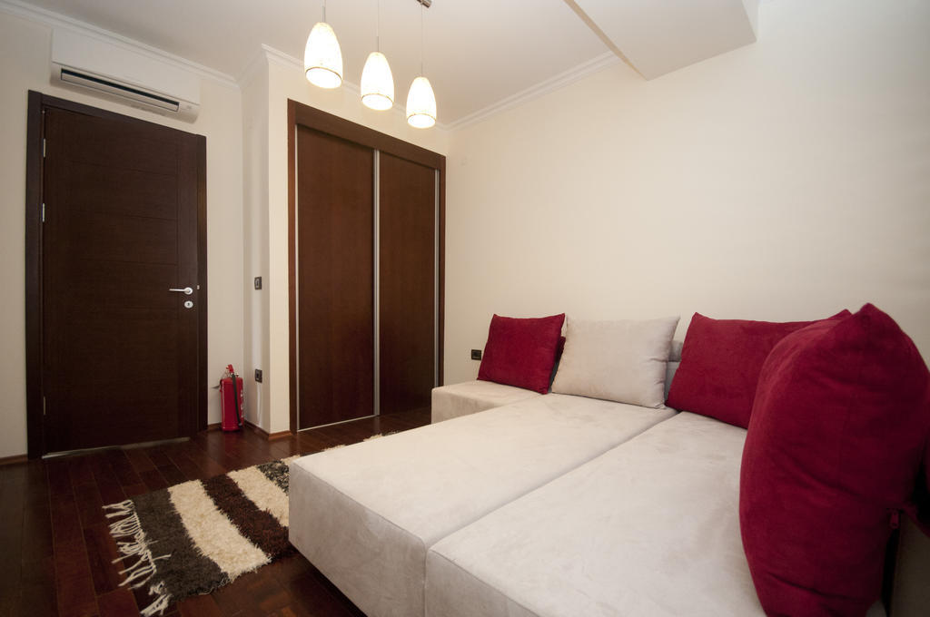 St.George Apartments Petrovac Стая снимка